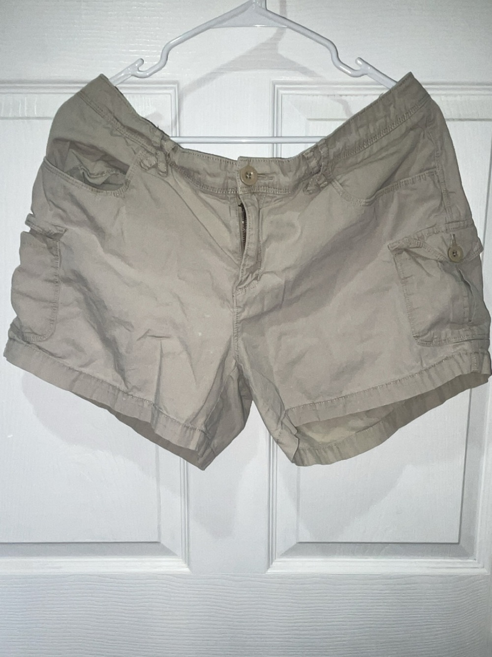 Natural Reflections Women's Khaki Cargo Shorts size 12 100% Cotton